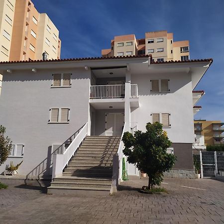 Apartamentos Gandia Familiar 3000 Екстер'єр фото